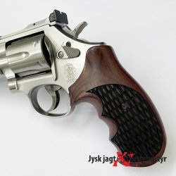 S&W 617-6 Universal Champion - Cal. 22LR