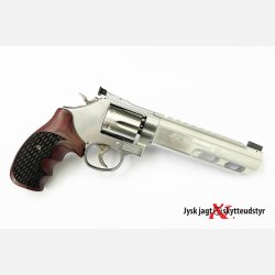 S&W 617-6 Universal Champion - Cal. 22LR
