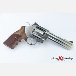 Smith &amp; Wesson 627 - Cal. 38Spl/357Mag