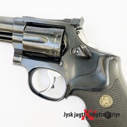 Smith &amp; Wesson Model 19 - Cal. 38Spl/357Mag 